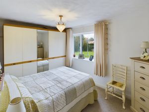 Bedroom- click for photo gallery